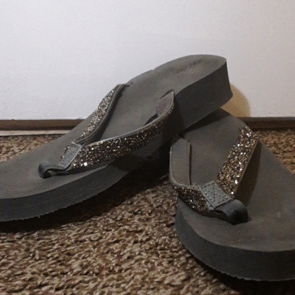 Dark Green Size USA 8 Sandals